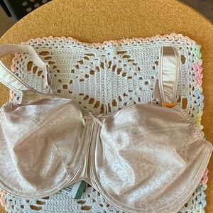 BaliSatin Tracings Underwire Minimizer UnpaddedBra Sz 36DD Beige NEW